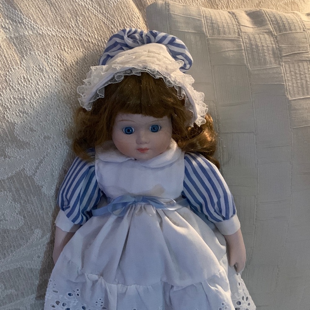 Porcelain Doll - Picture 2 of 3